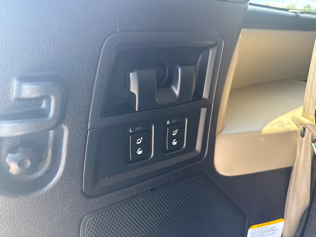 2019 Toyota Sequoia Image 26