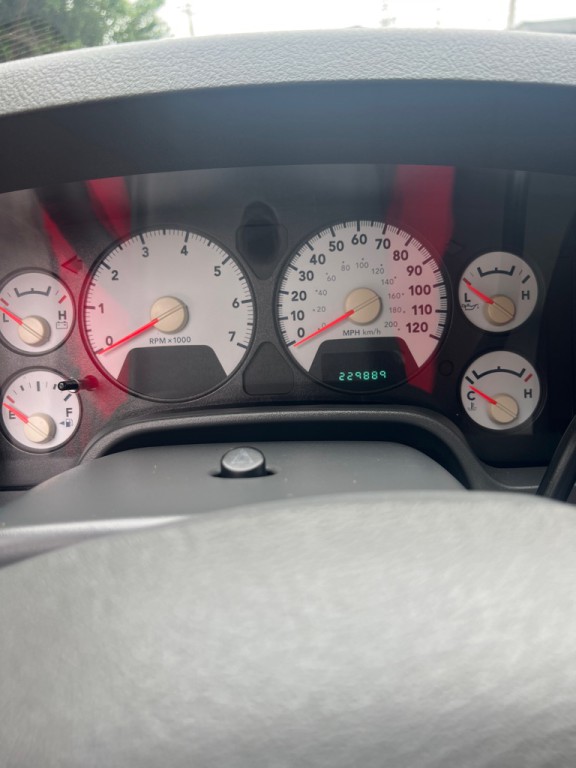 2008 Dodge Ram 1500 Image 28