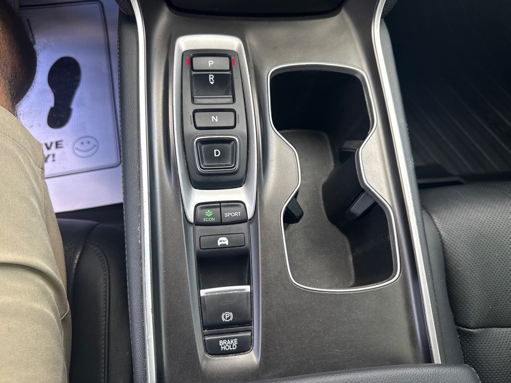 2020 Honda Accord Image 17