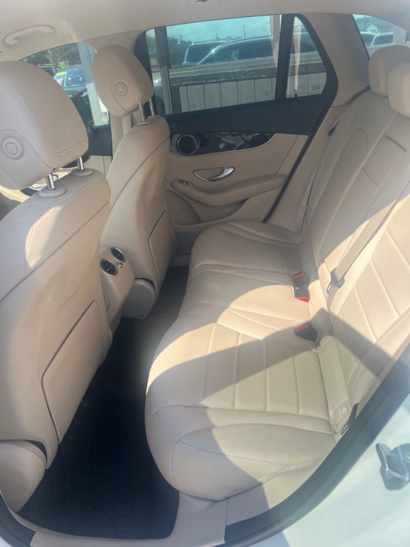 2020 Mercedes-Benz GLC-Class Image 22