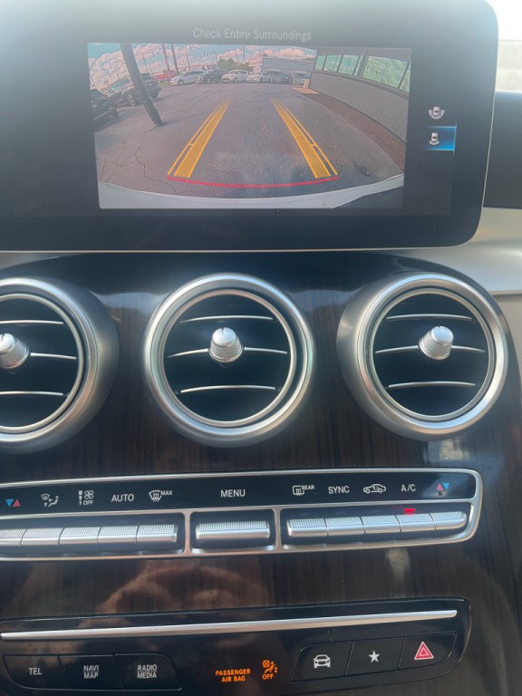 2020 Mercedes-Benz GLC-Class Image 31