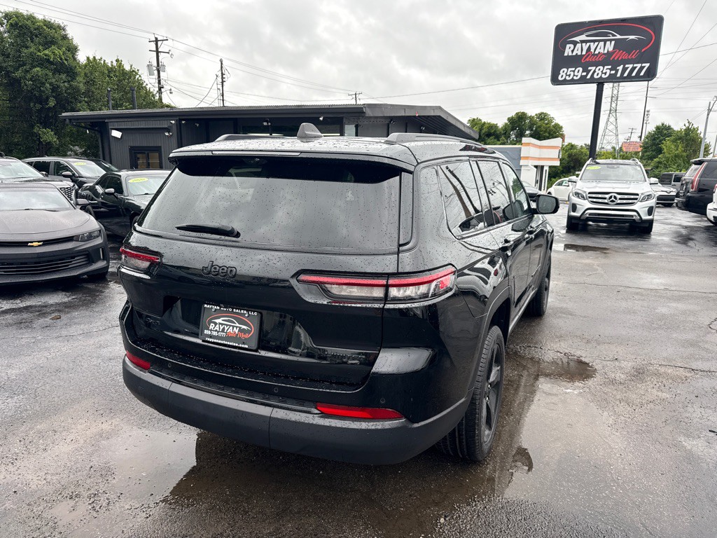 2023 Jeep Grand Cherokee Image 5