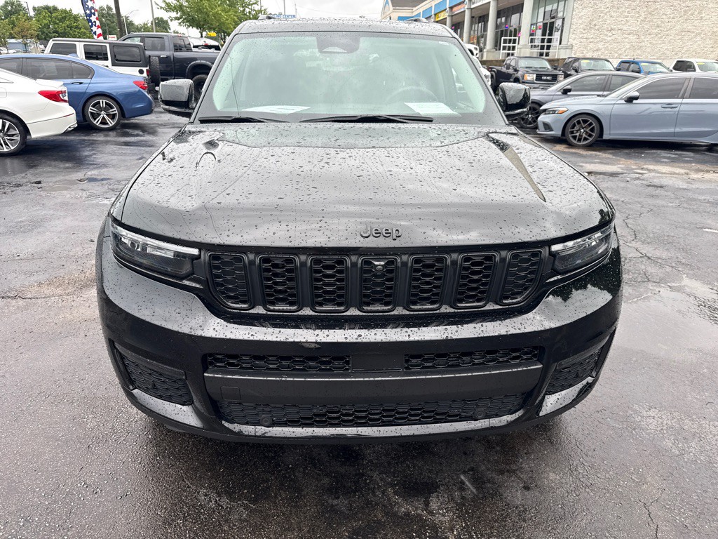 2023 Jeep Grand Cherokee Image 9