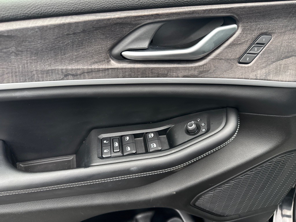 2023 Jeep Grand Cherokee Image 13