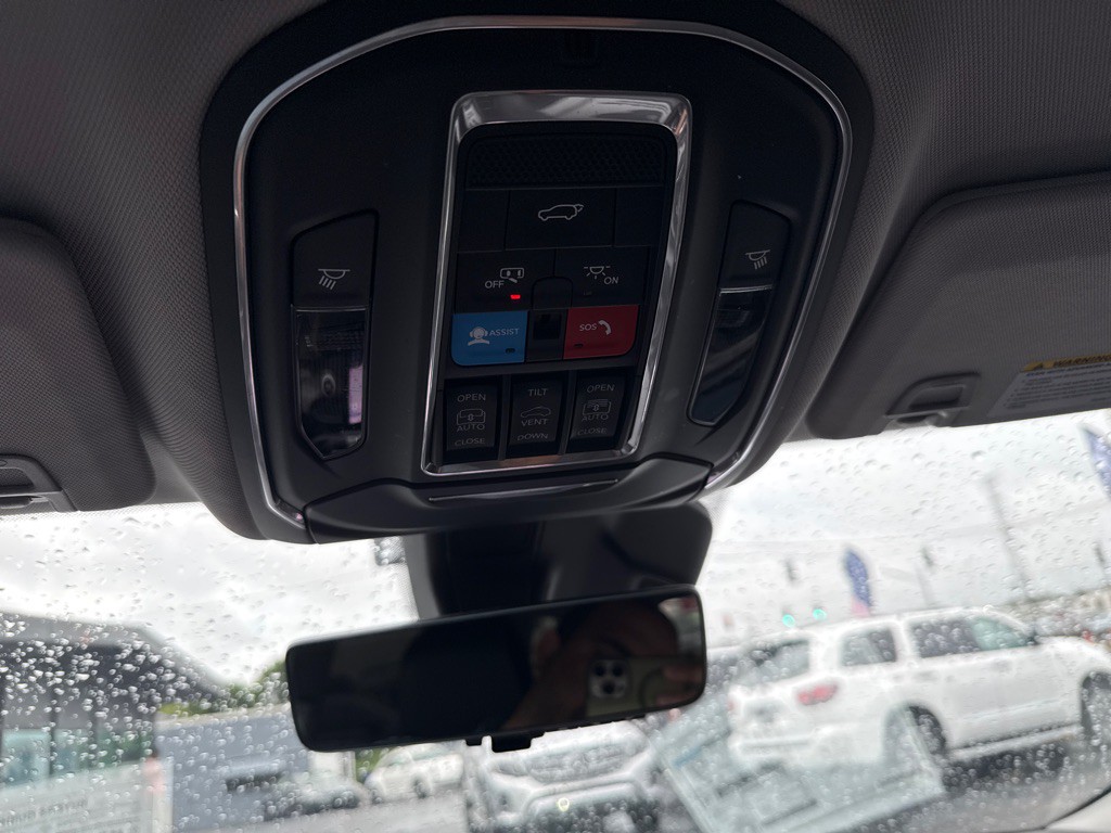 2023 Jeep Grand Cherokee Image 21