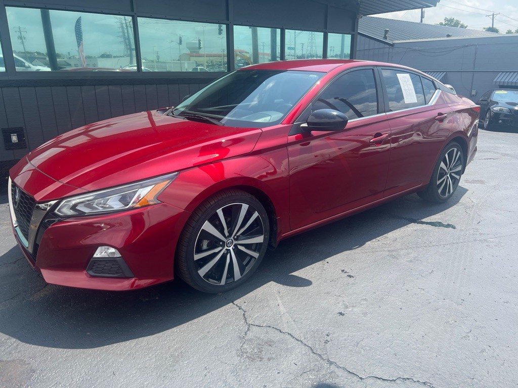 2021 Nissan Altima Image 7