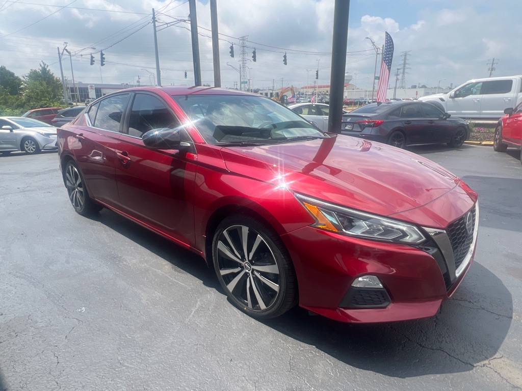 2021 Nissan Altima Image 19