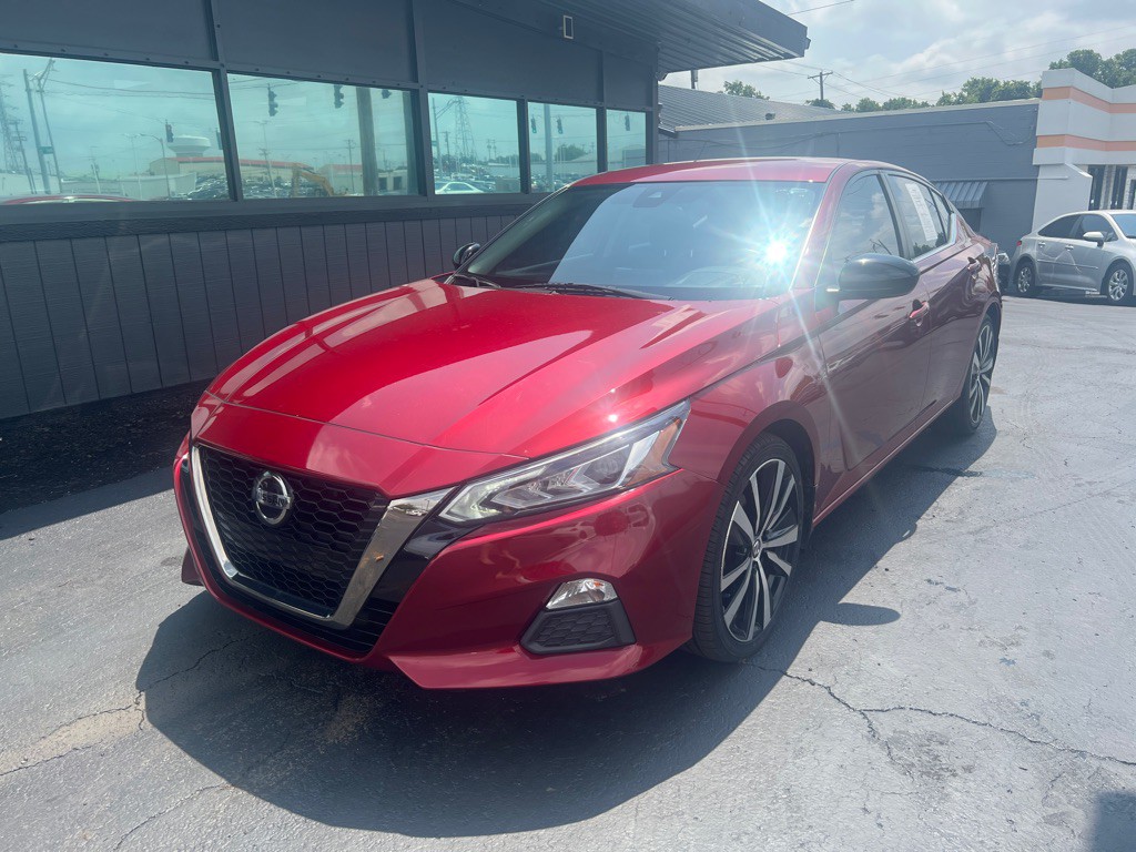 2021 Nissan Altima Image 1