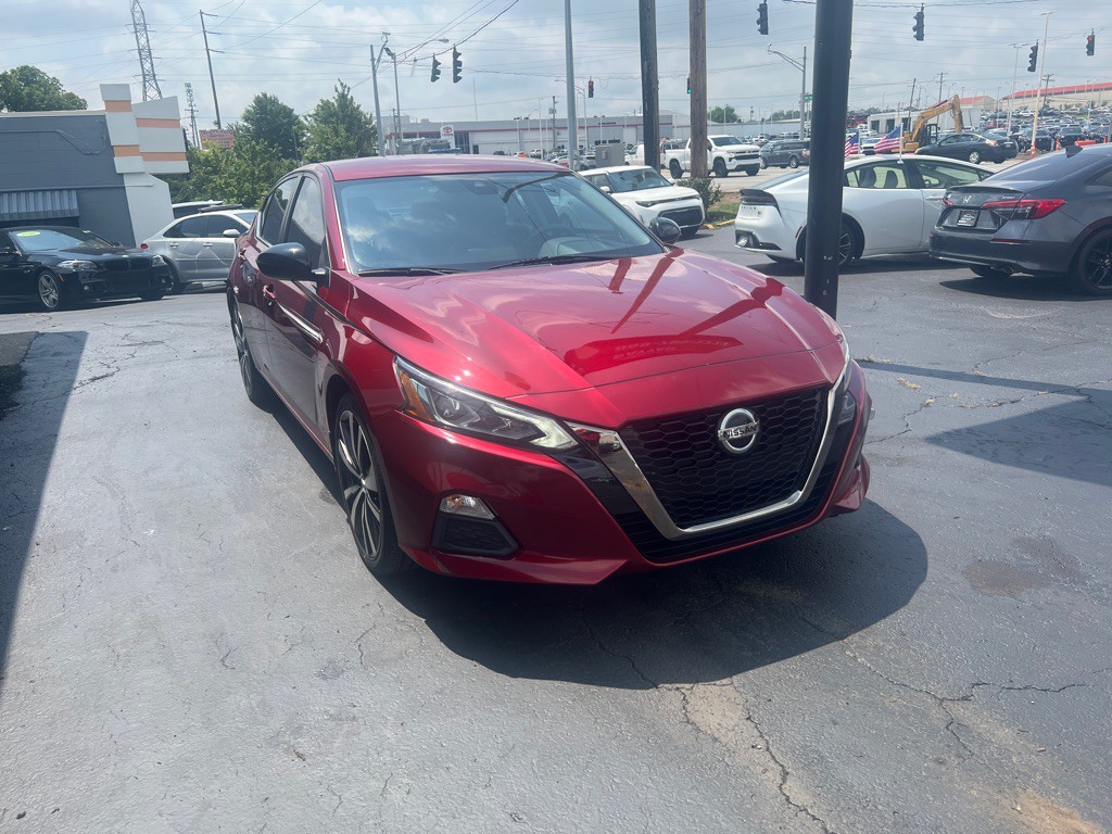 2021 Nissan Altima Image 4