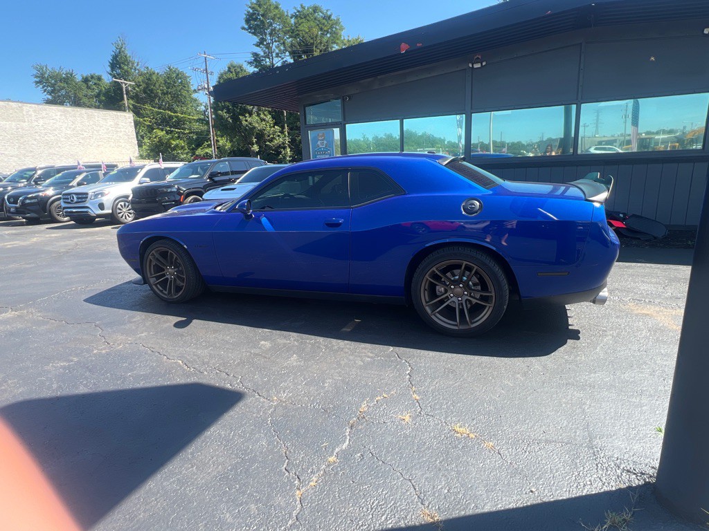2021 Dodge Challenger Image 10