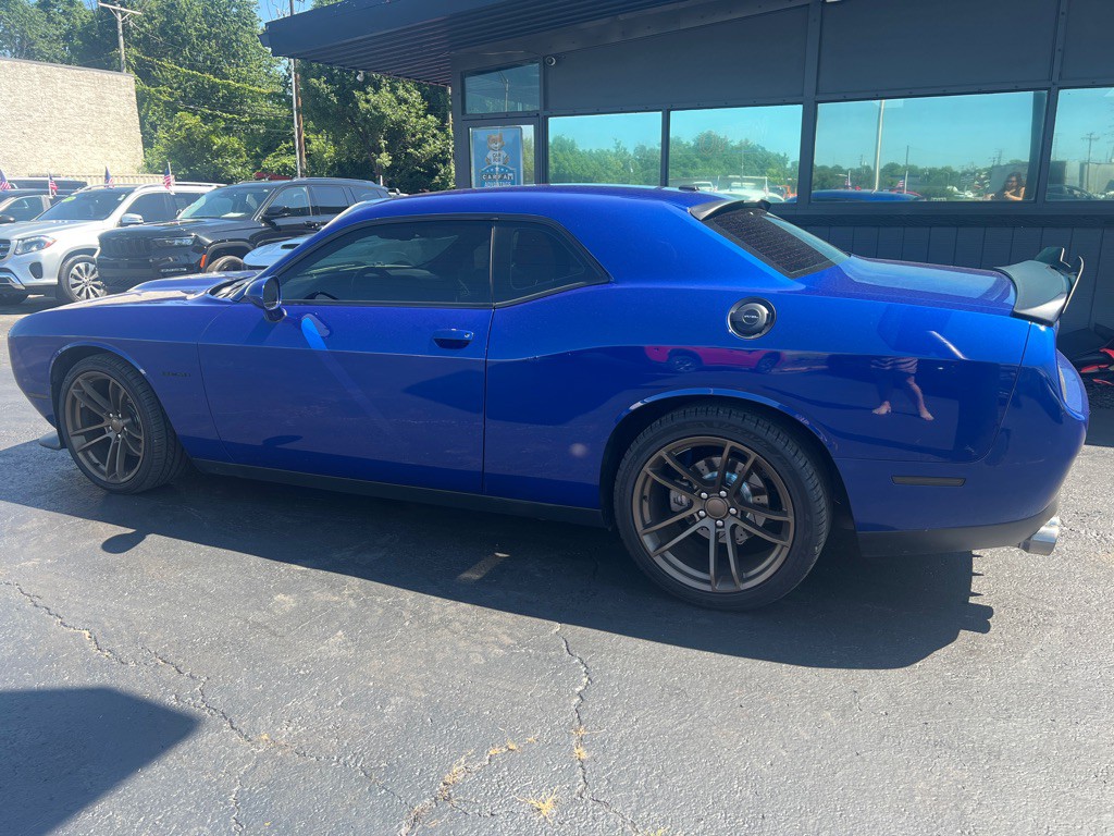 2021 Dodge Challenger Image 11