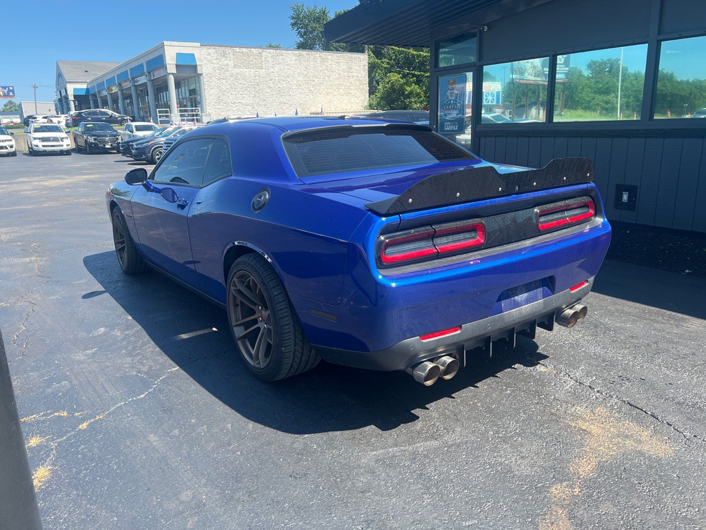 2021 Dodge Challenger Image 12
