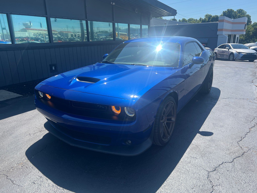 2021 Dodge Challenger Image 6