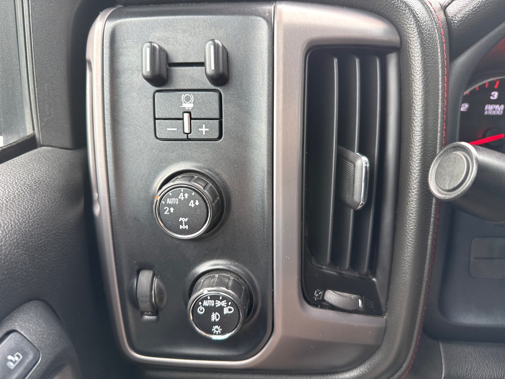 2016 GMC Sierra Image 28