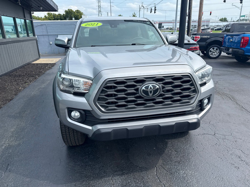2021 Toyota Tacoma Image 9