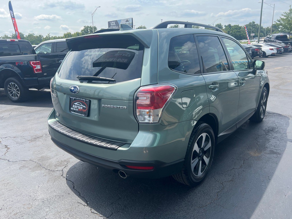 2018 Subaru Forester Image 15