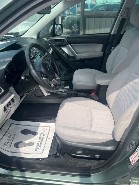 2018 Subaru Forester Image 21
