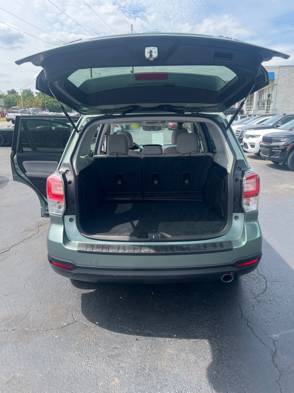 2018 Subaru Forester Image 23