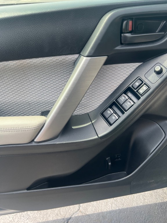 2018 Subaru Forester Image 25