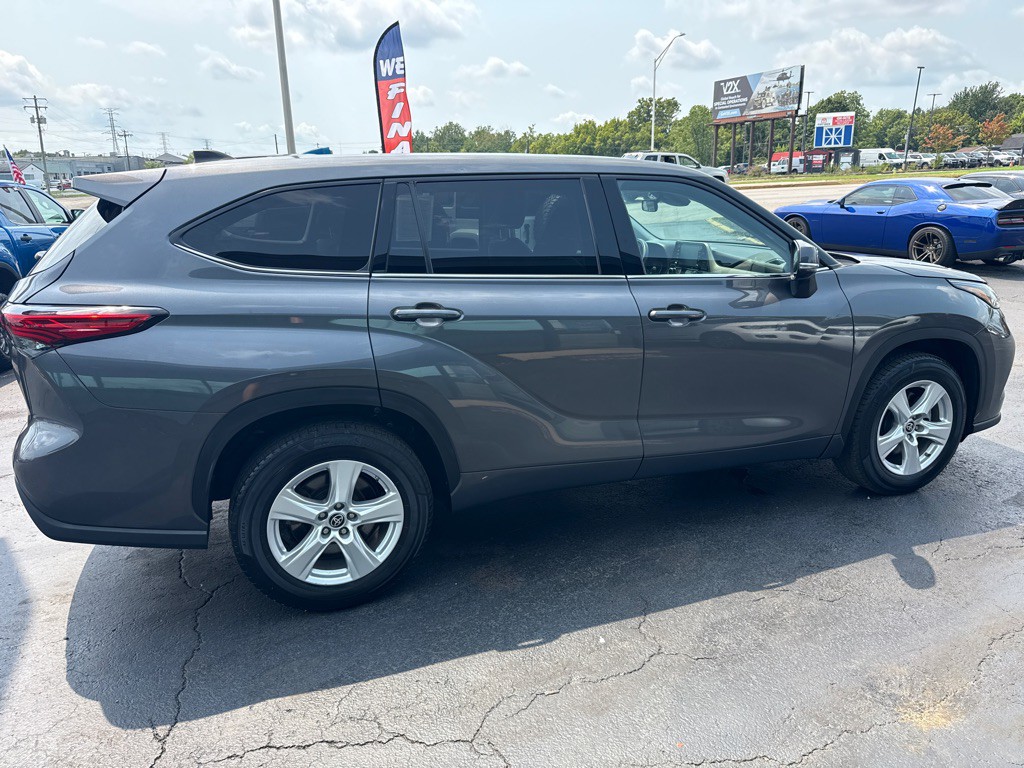 2022 Toyota Highlander Image 7