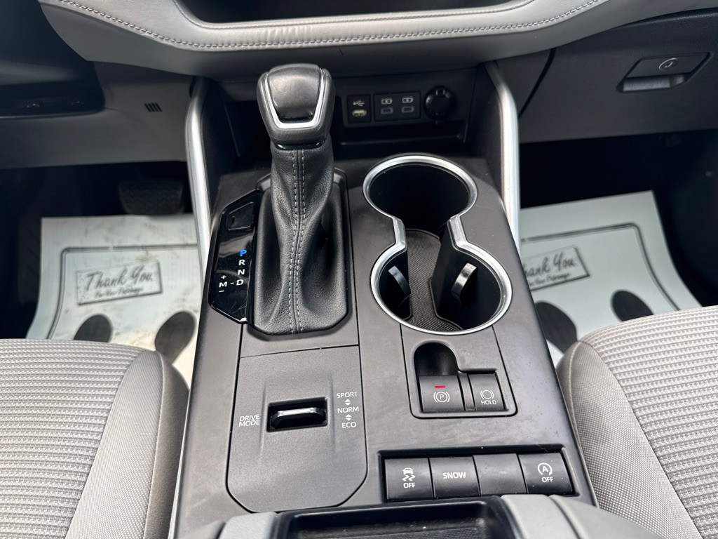 2022 Toyota Highlander Image 17