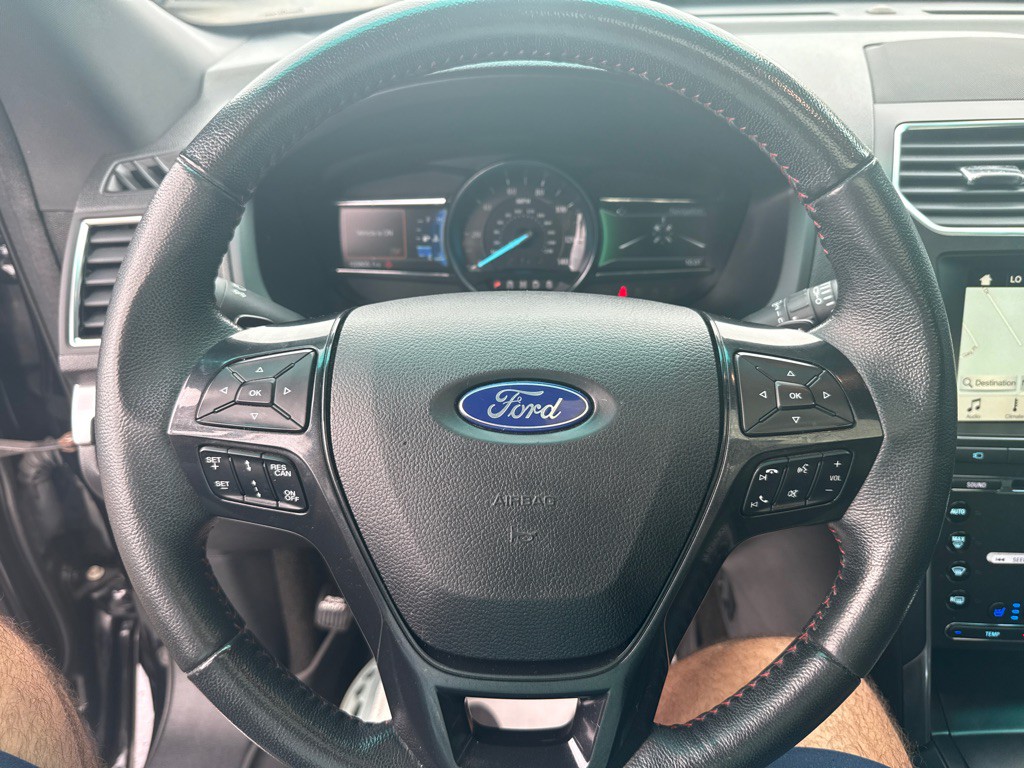 2018 Ford Explorer Image 15