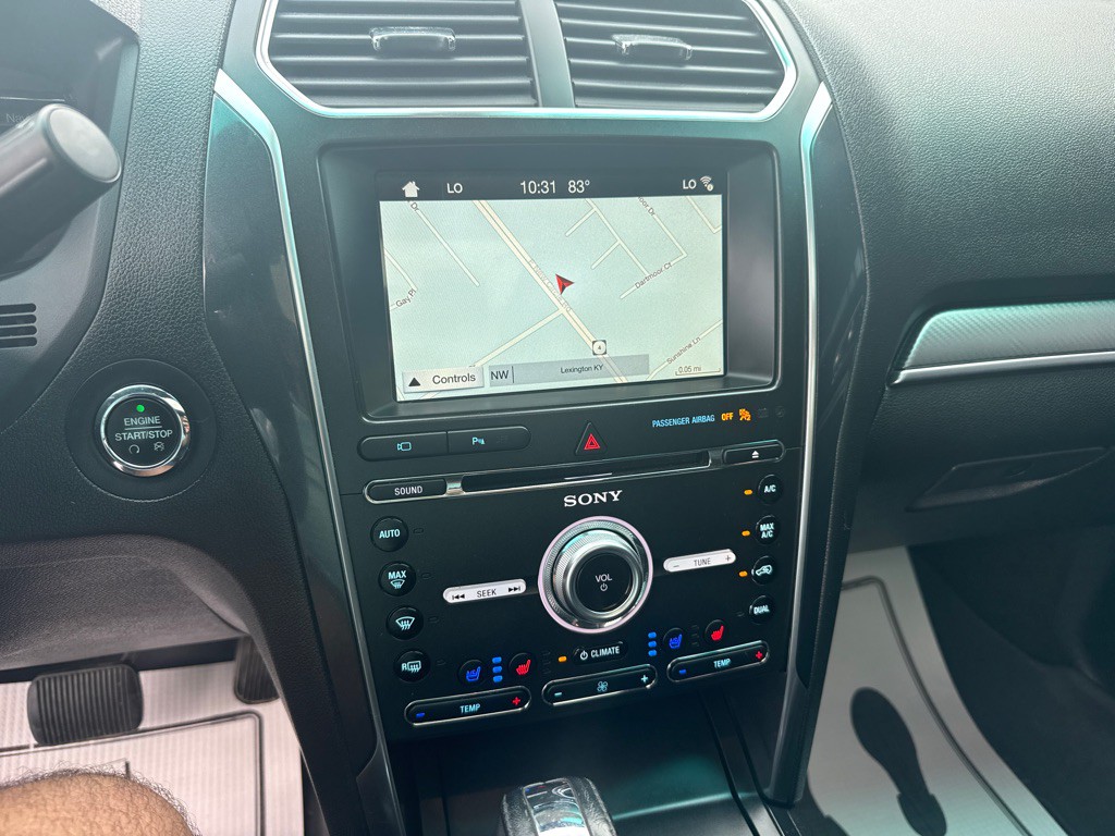 2018 Ford Explorer Image 17