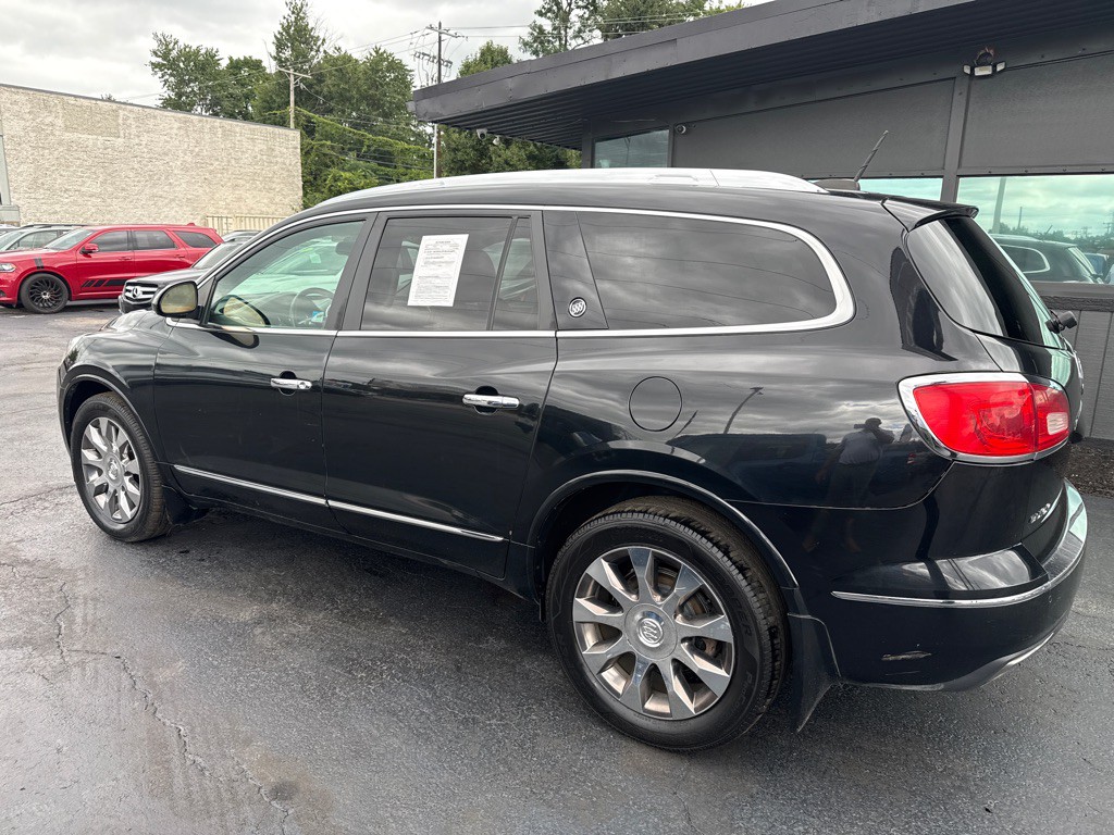 2017 Buick Enclave Image 3