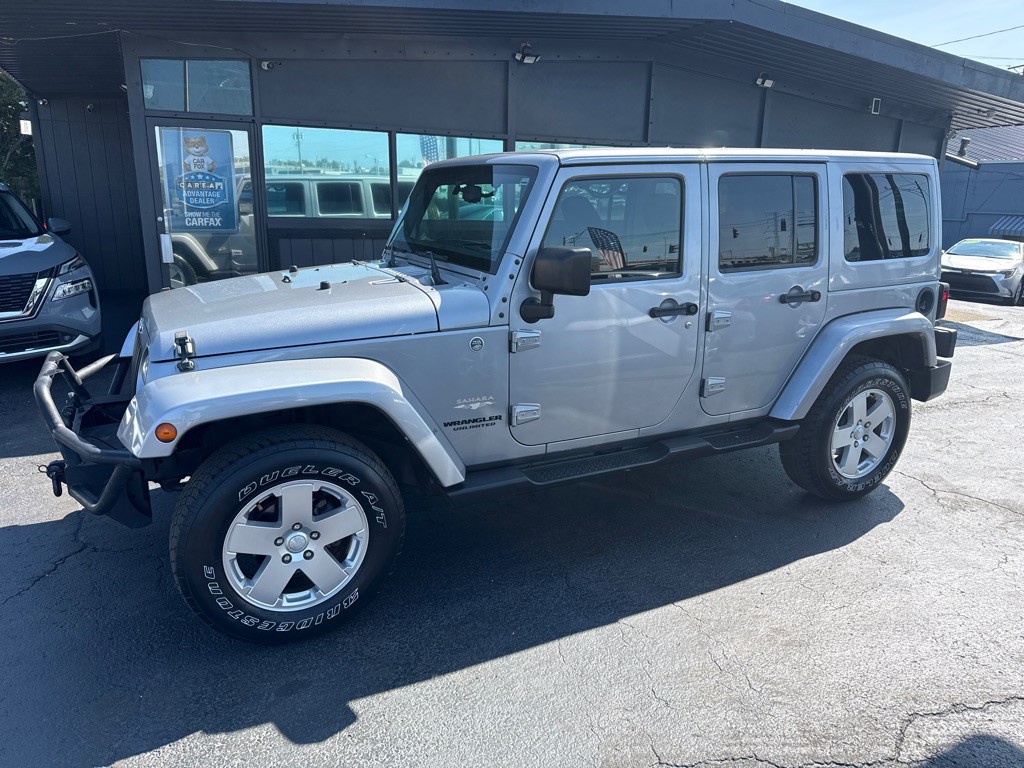2015 Jeep Wrangler Unlimited Image 2