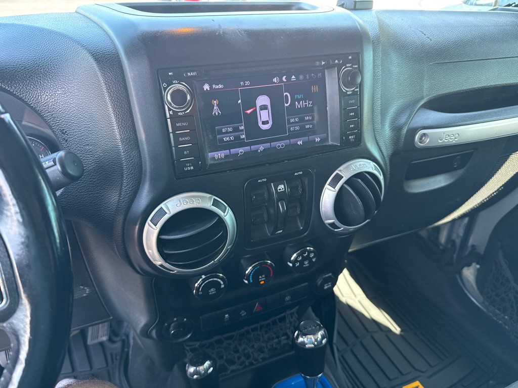 2015 Jeep Wrangler Unlimited Image 18