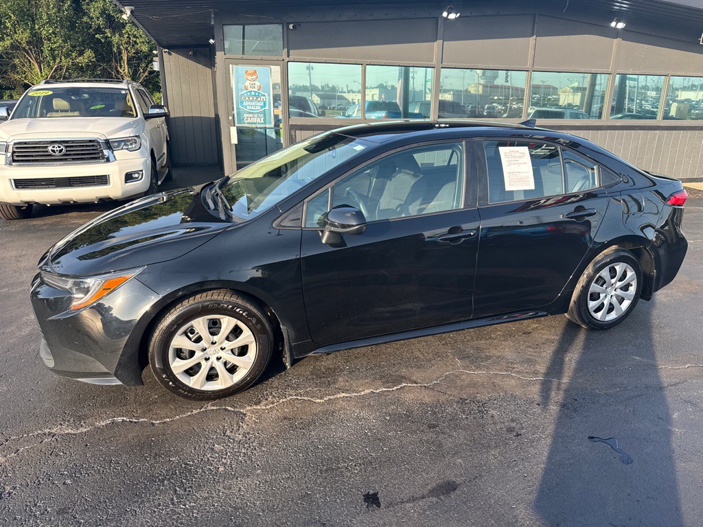 2023 Toyota Corolla Image 2
