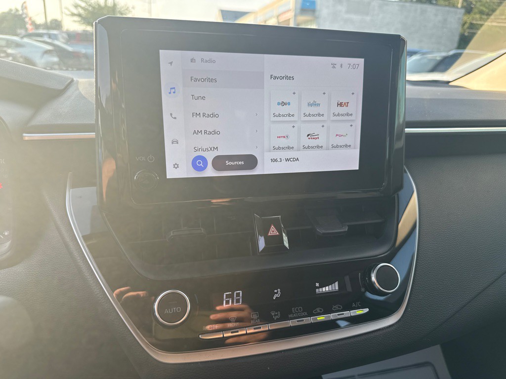 2023 Toyota Corolla Image 18