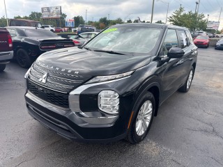 Image for 2023 Mitsubishi Outlander ES ID: 7601505
