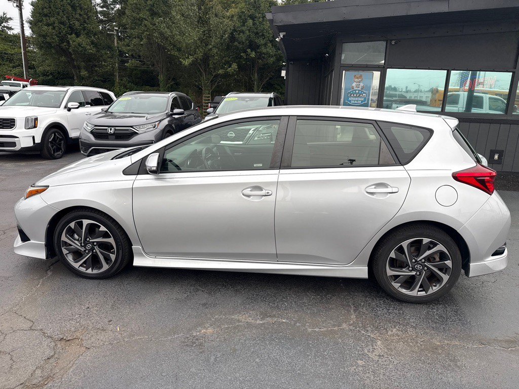 2016 Toyota Corolla Image 3