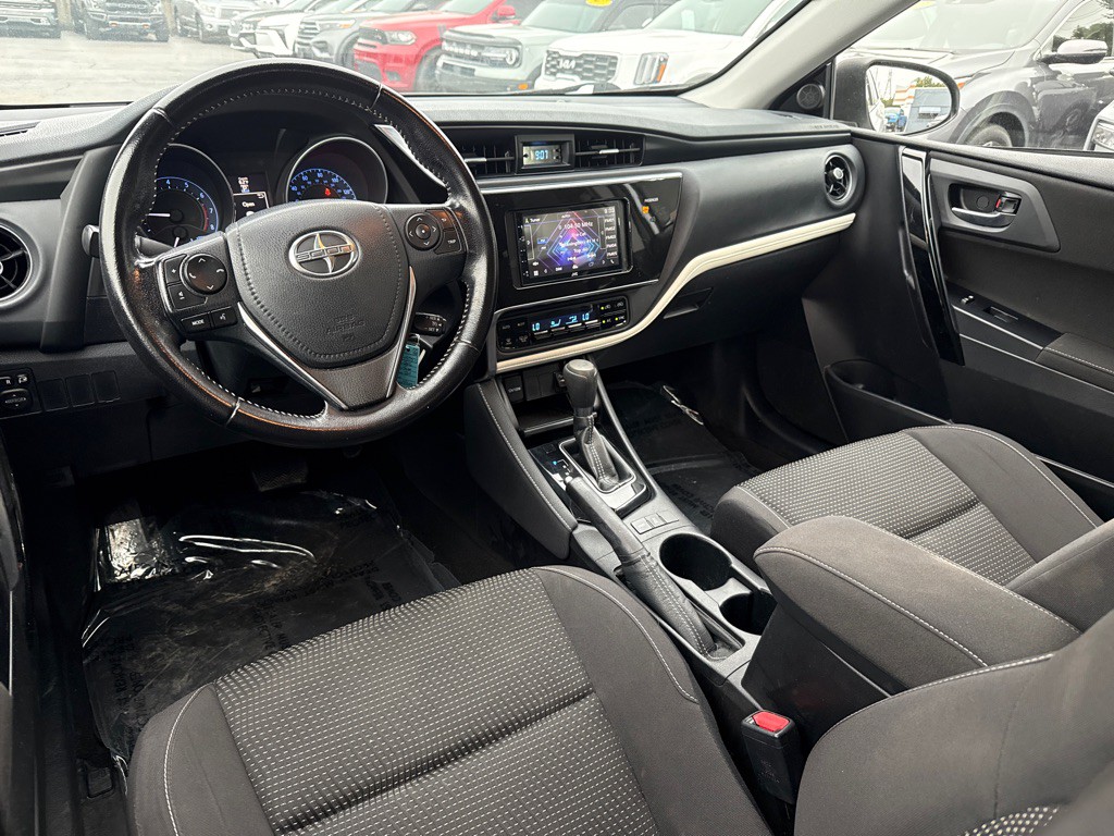 2016 Toyota Corolla Image 15