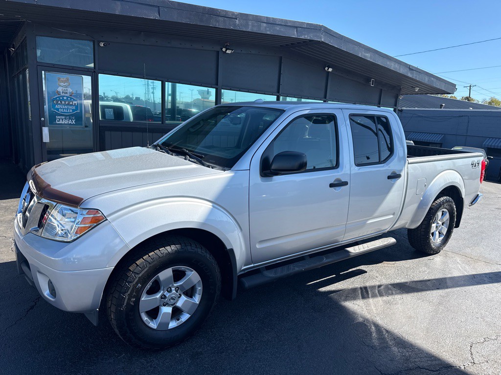 2012 Nissan Frontier Image 1