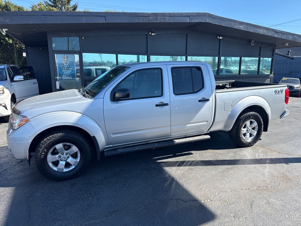 2012 Nissan Frontier Image 2