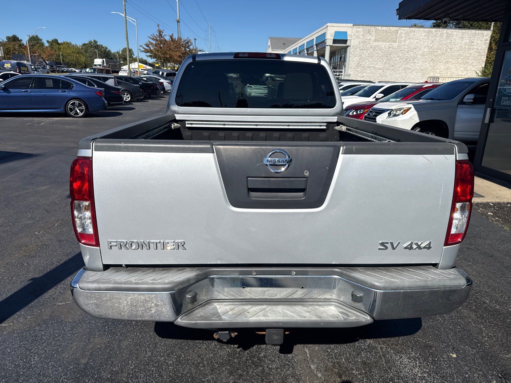 2012 Nissan Frontier Image 5