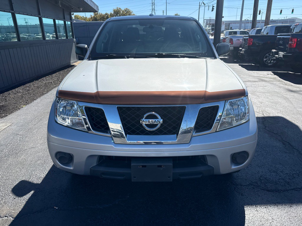 2012 Nissan Frontier Image 10