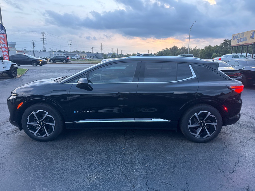 2024 Chevrolet Equinox Image 3
