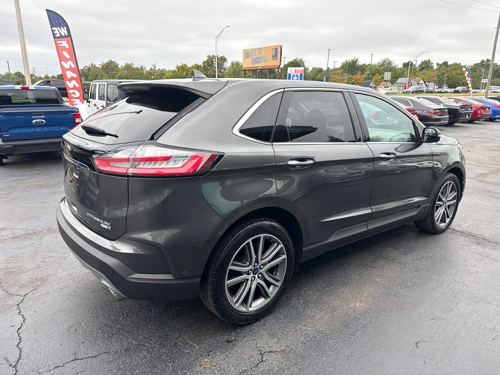 2019 Ford Edge Image 7