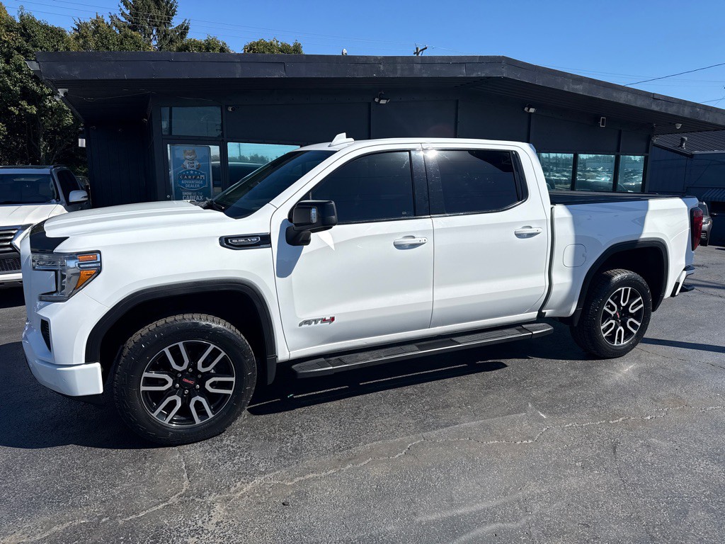 2020 GMC Sierra Image 2
