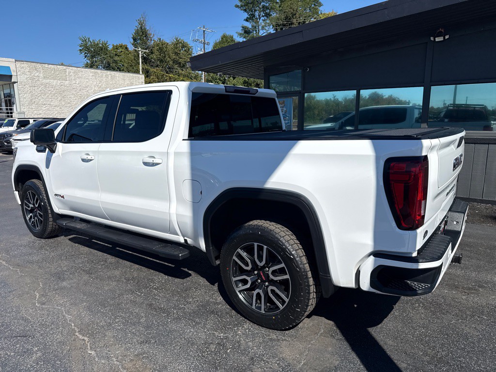 2020 GMC Sierra Image 4