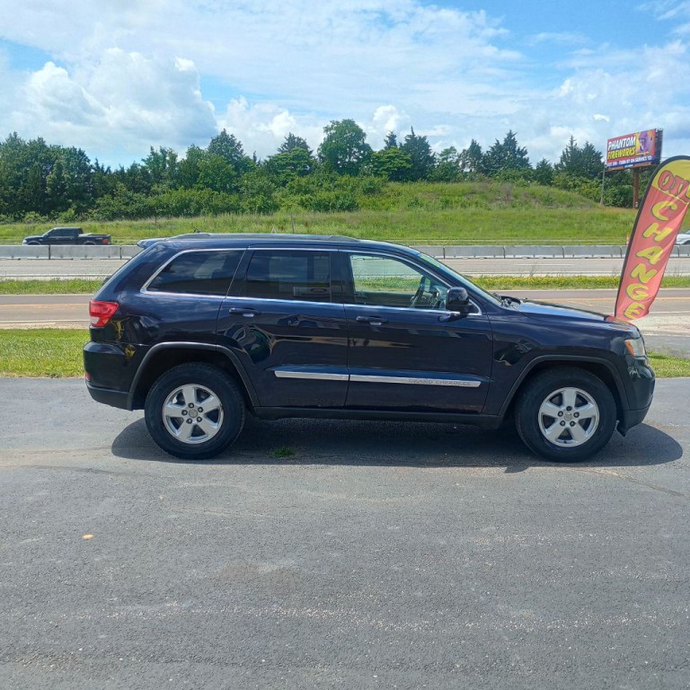 2011 Jeep Grand Cherokee Image 6