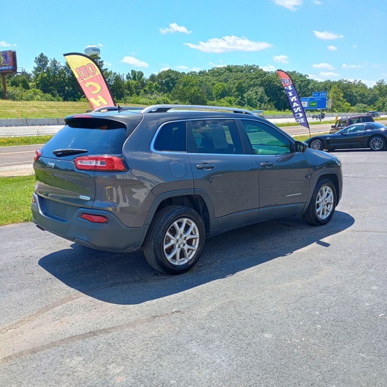 2016 Jeep Cherokee Image 5