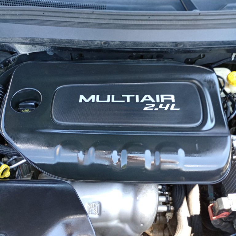 2016 Jeep Cherokee Image 24