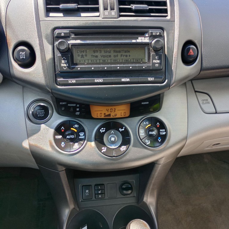 2012 Toyota Rav4 Image 13