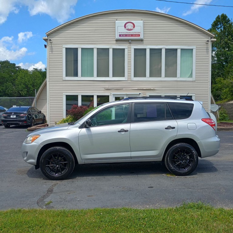 2010 Toyota Rav4 Image 2