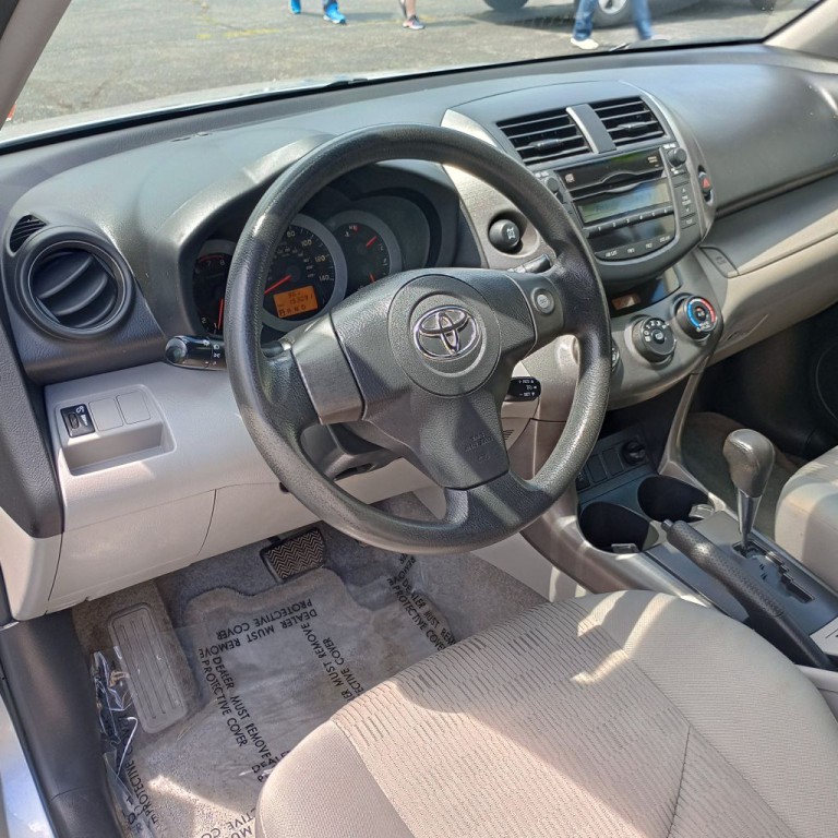 2010 Toyota Rav4 Image 9