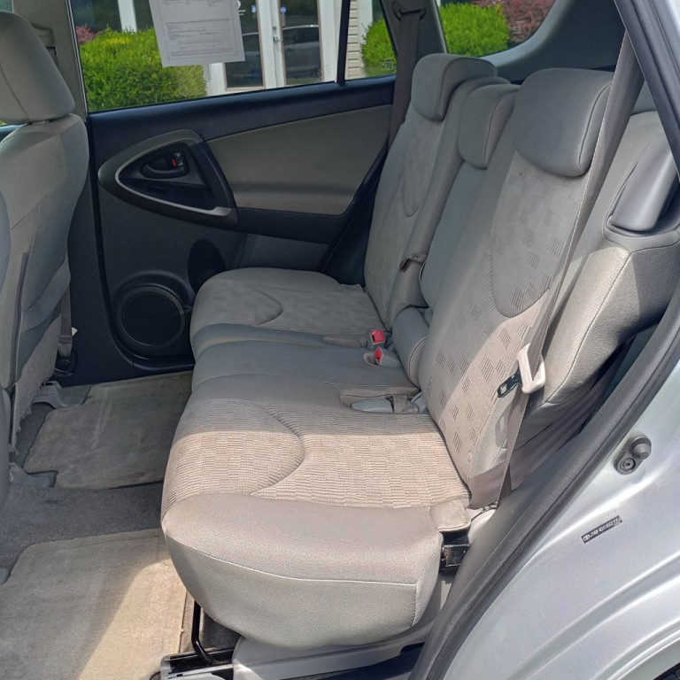 2010 Toyota Rav4 Image 16